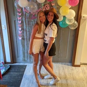 Meet your Posher, Maddie